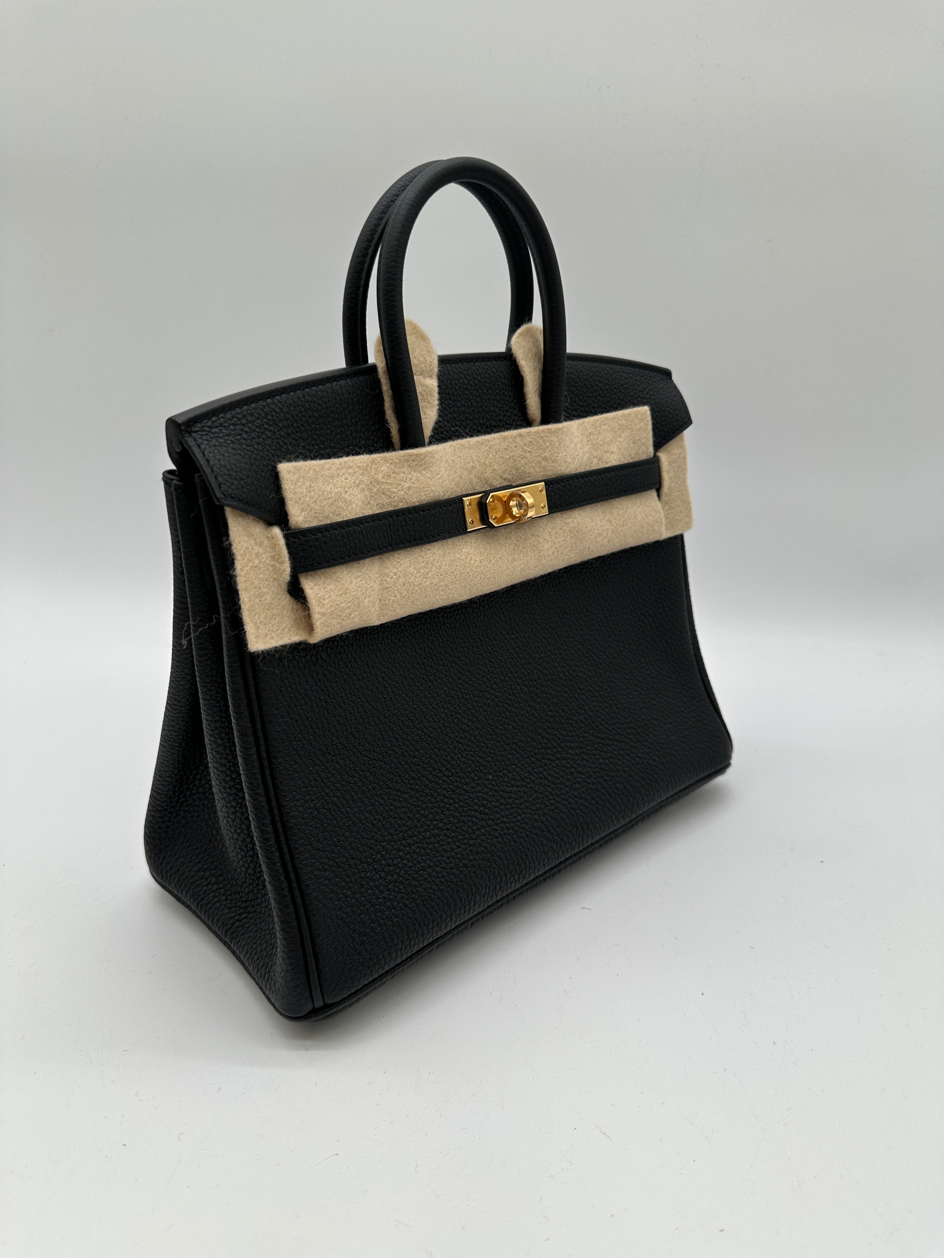 Hermès Birkin 25 Black Togo GHW