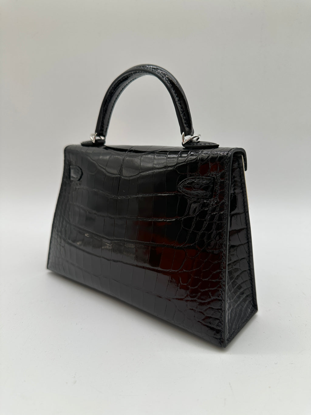 Hermès Kelly 20 Black Shiny Alligator PHW