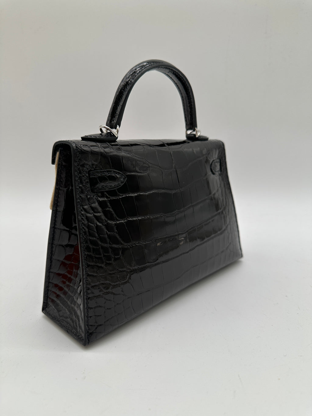 Hermès Kelly 20 Black Shiny Alligator PHW