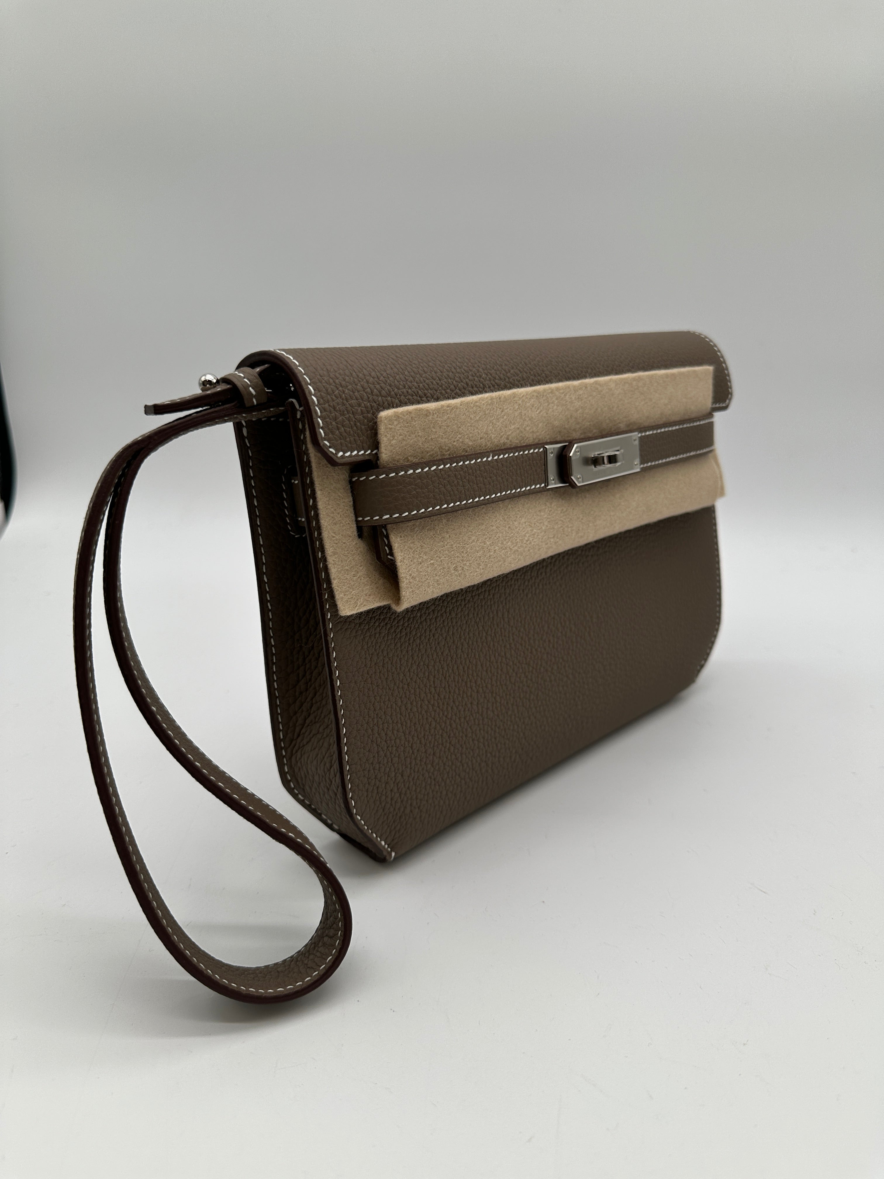 Hermès Kelly Depeches Etoupe Togo PHW