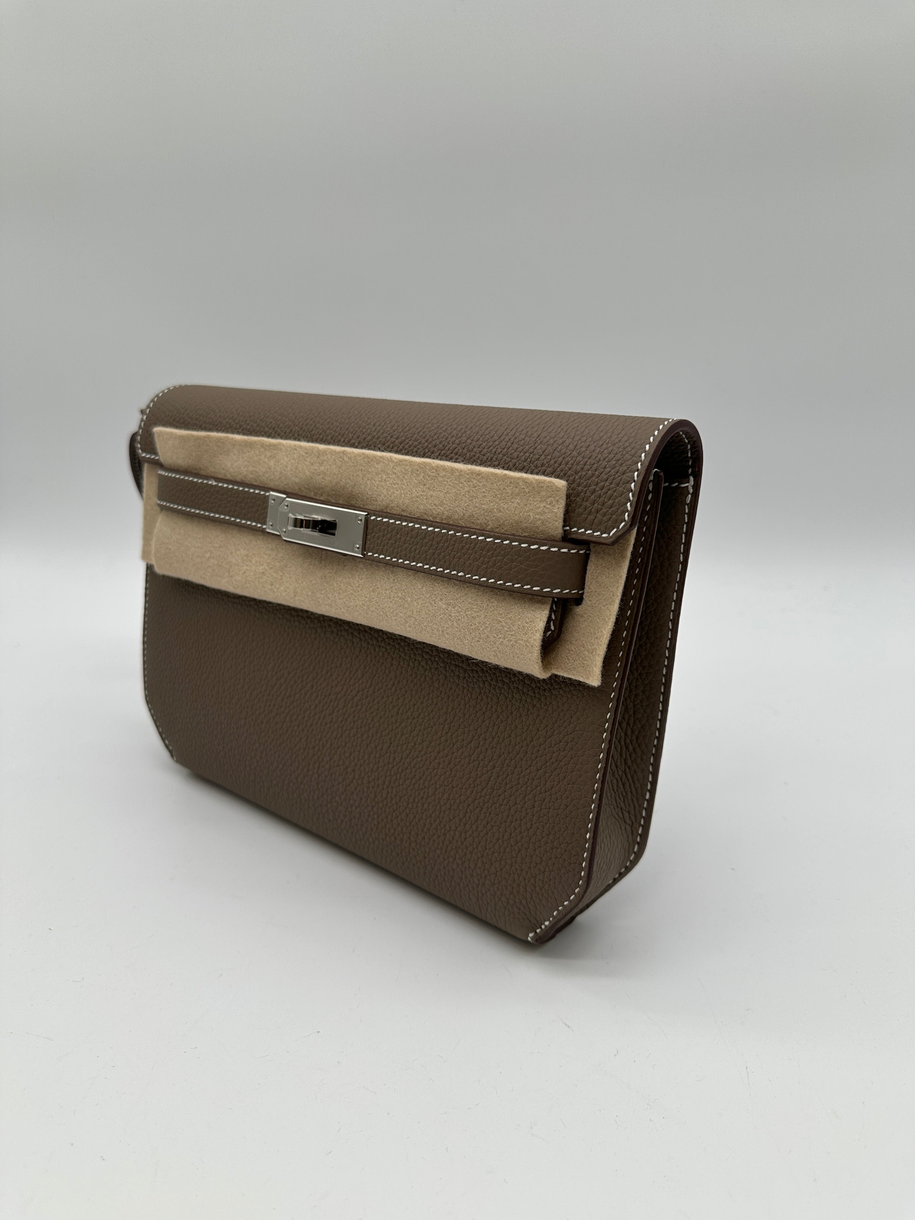 Hermès Kelly Depeches Etoupe Togo PHW