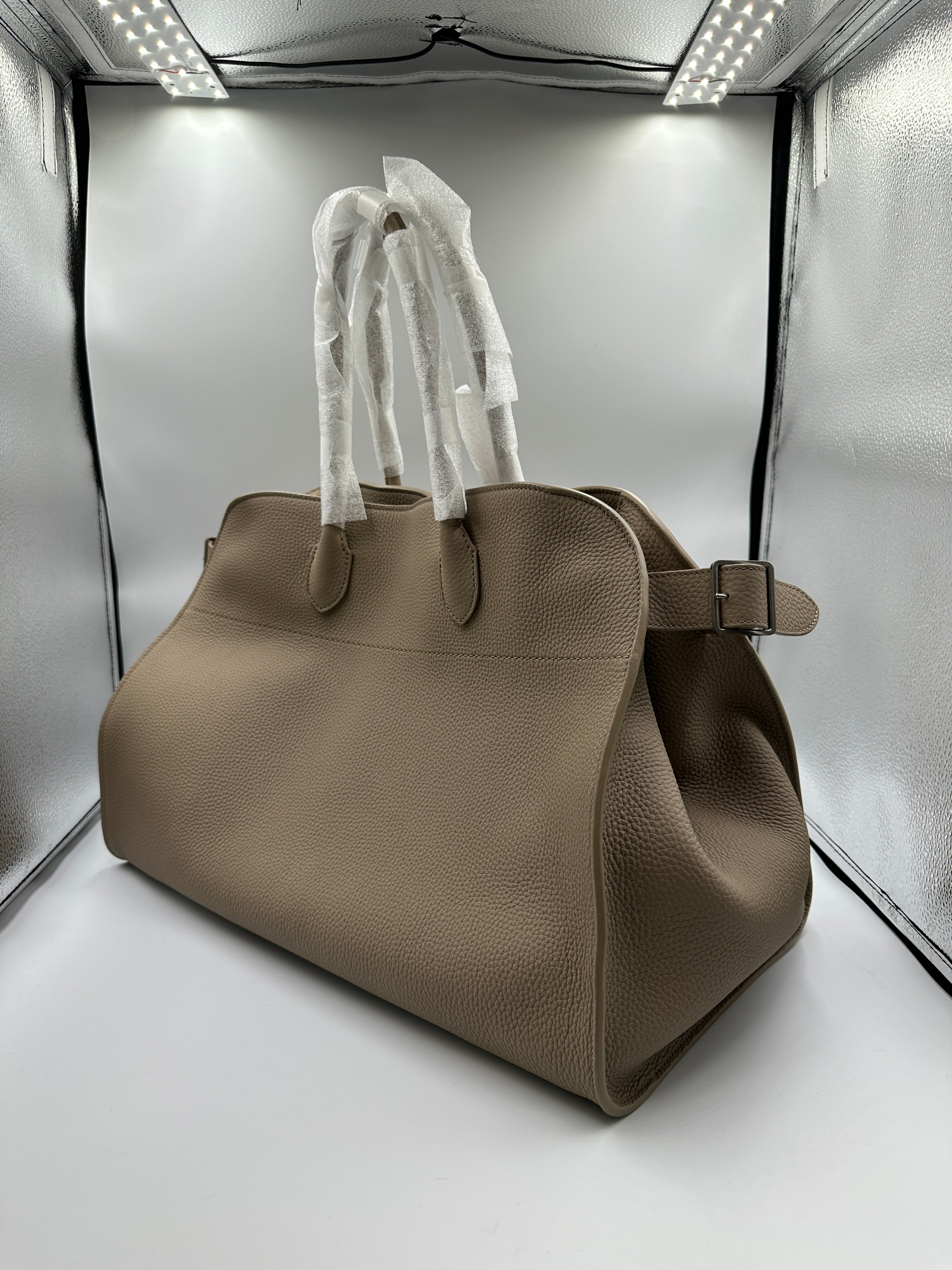 The Row Soft Margaux 17 Togo