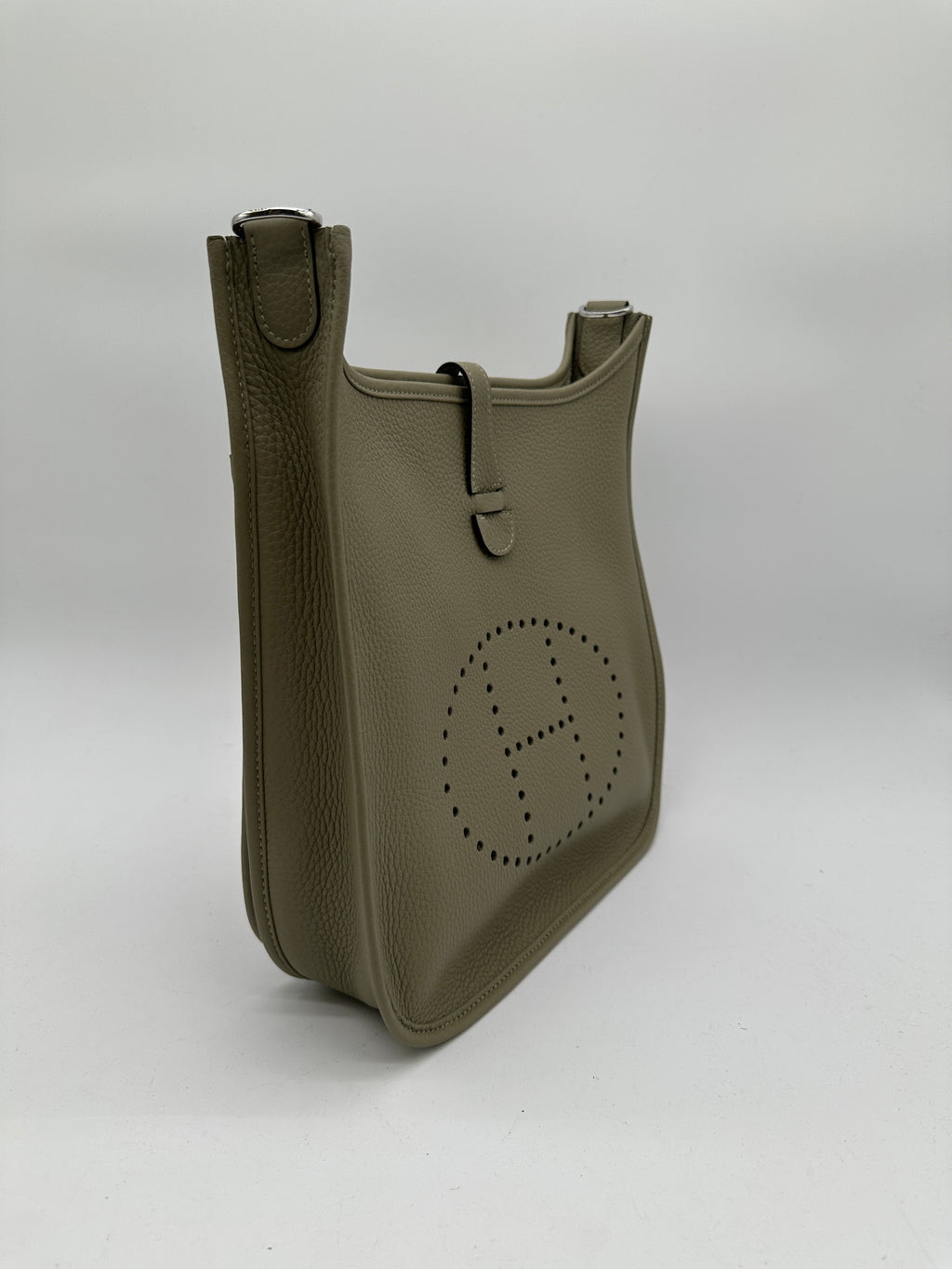 Hermès Vintage Kelly Pochette Rouge Casaque Doblis PHW