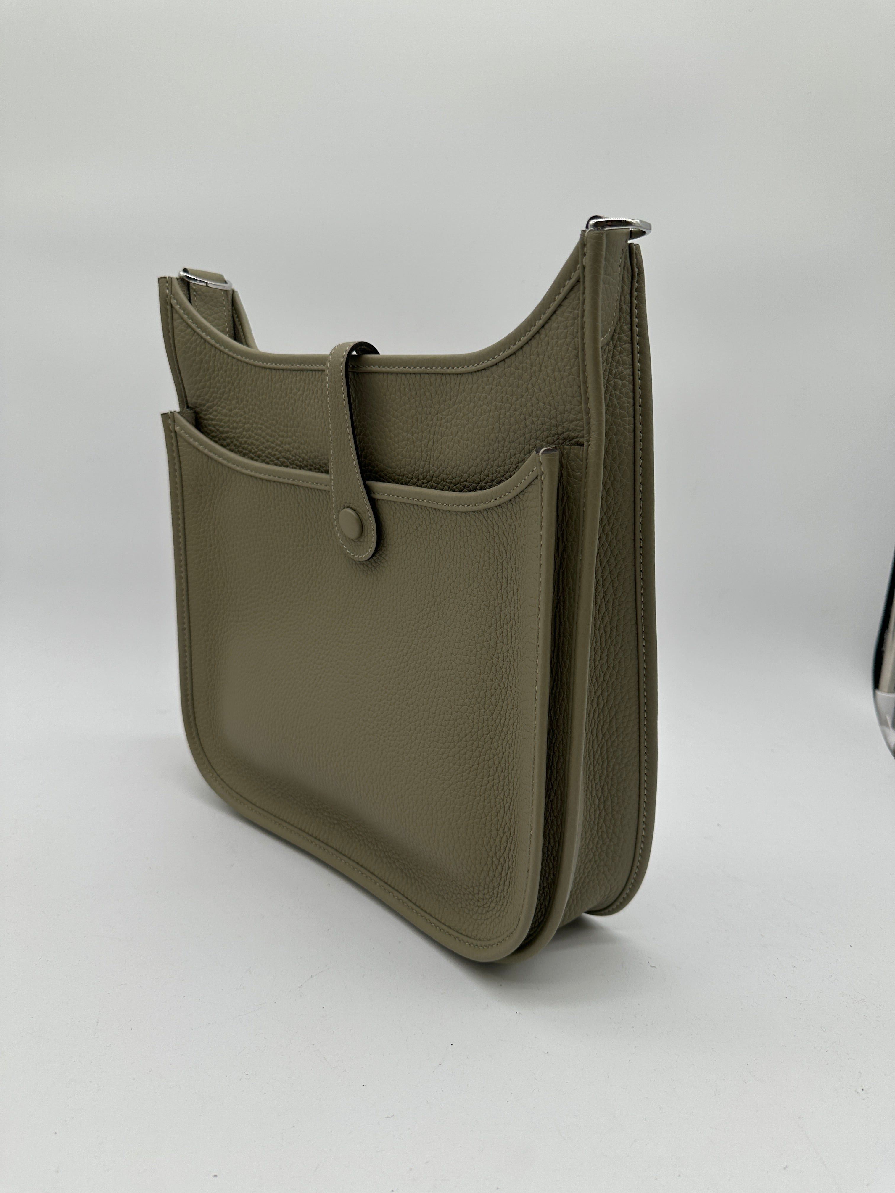 Hermès Vintage Kelly Pochette Rouge Casaque Doblis PHW