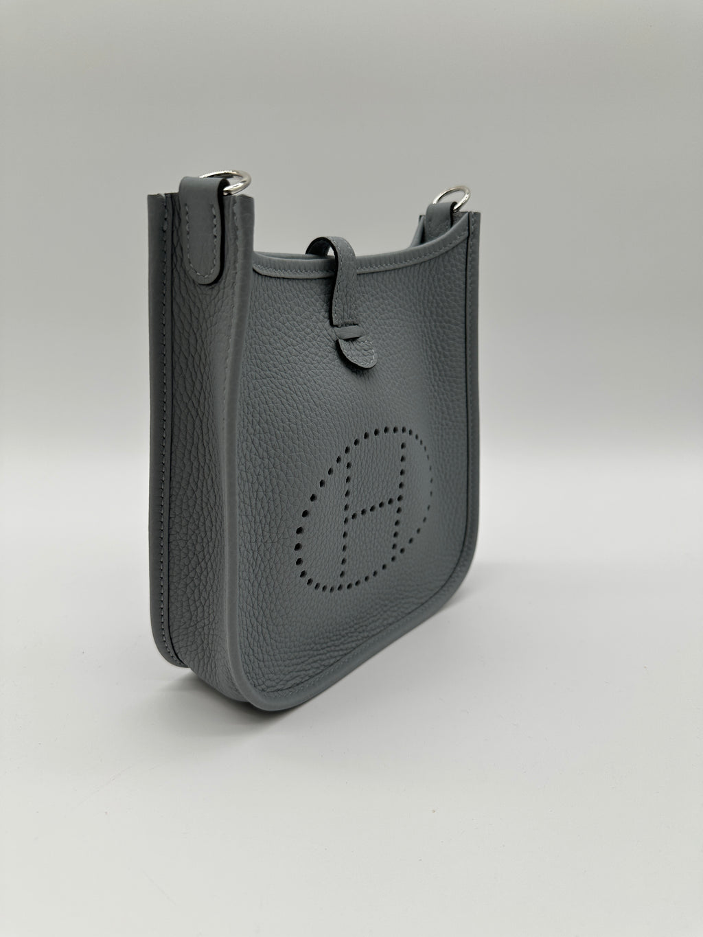 Hermès Kelly 28 Gold Togo GHW