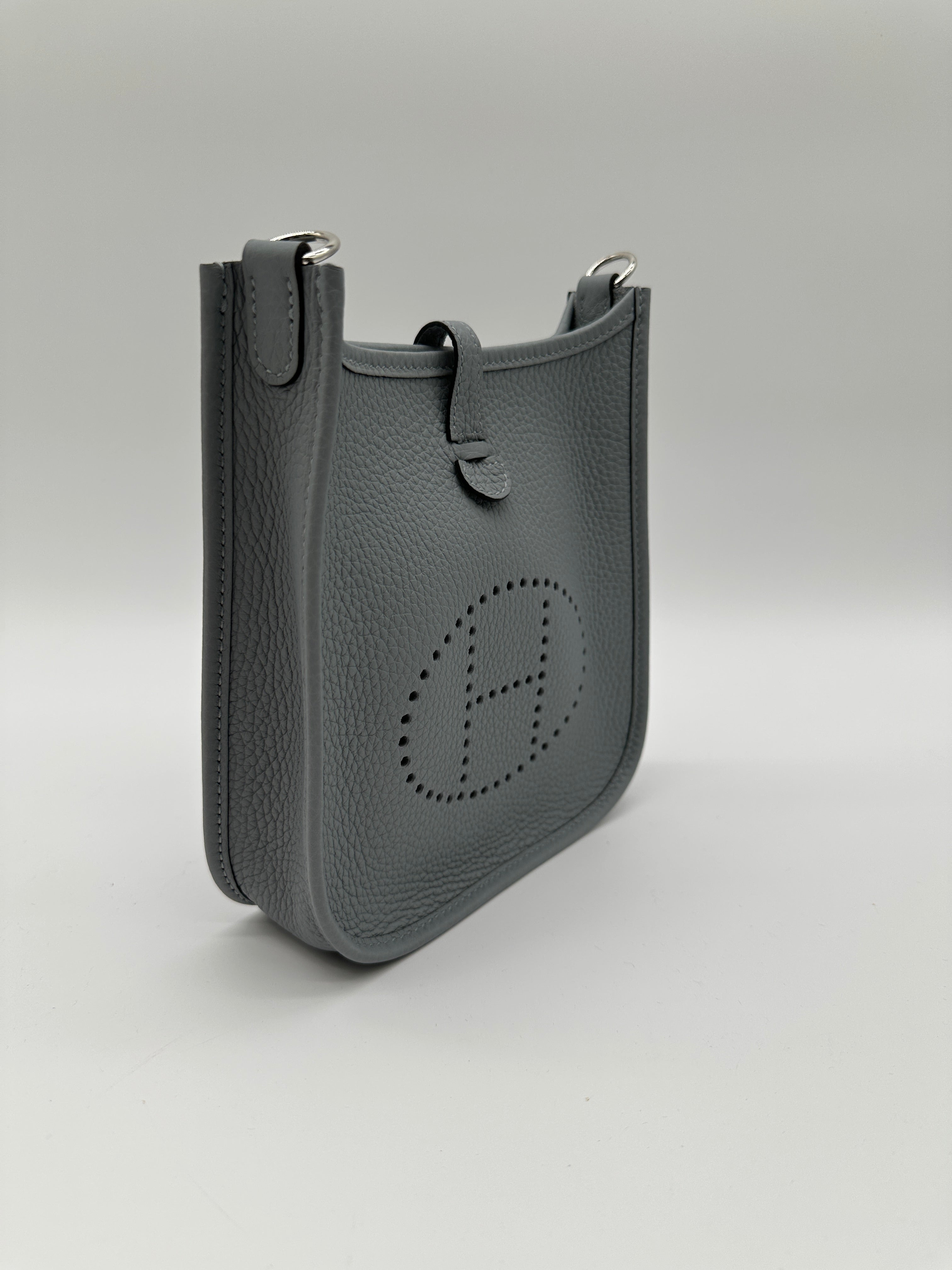 Hermès Kelly 28 Gold Togo GHW