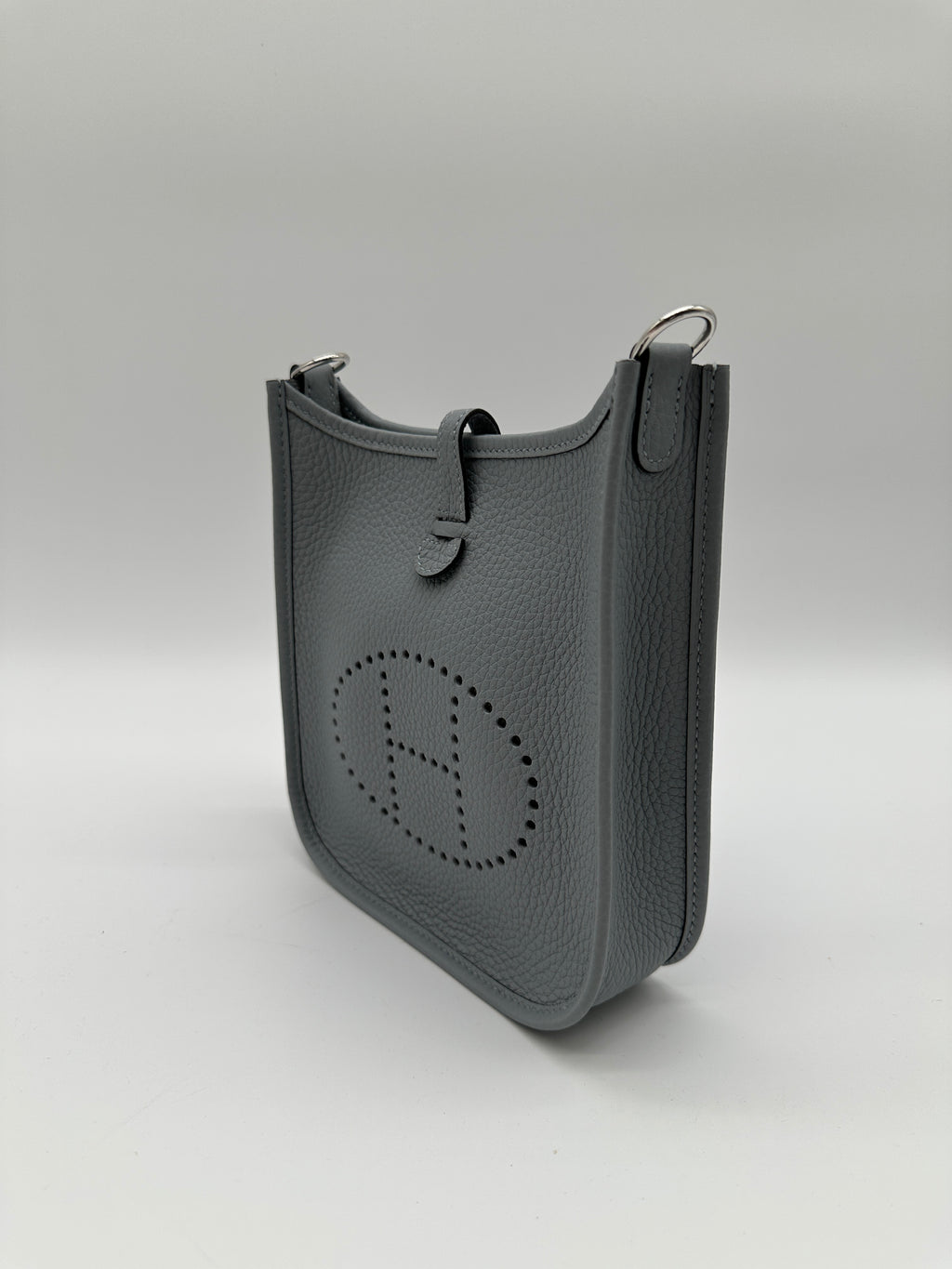 Hermès Kelly 28 Gold Togo GHW