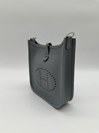 Hermès Kelly 28 Gold Togo GHW