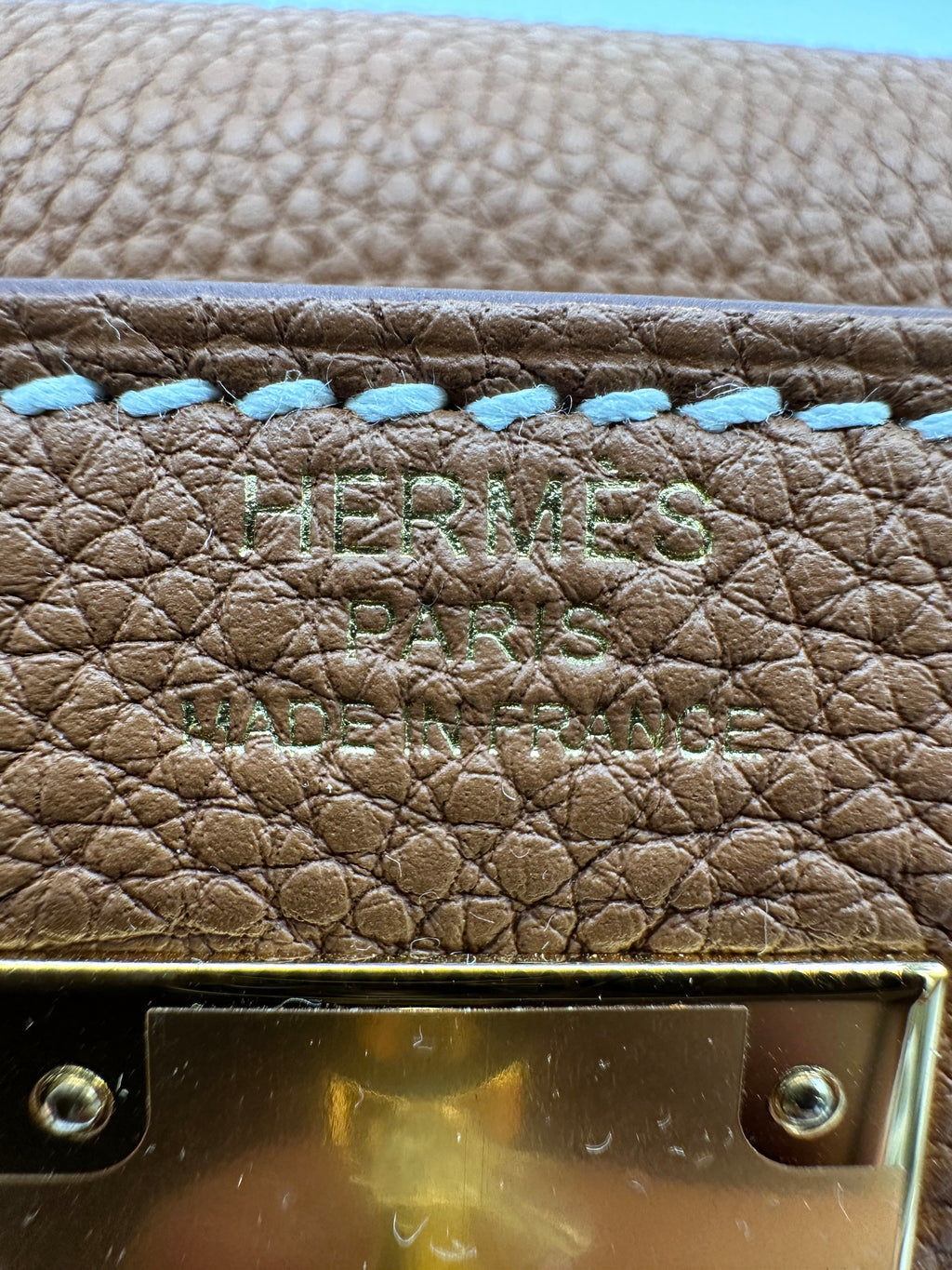 Hermès Kelly 28 Gold Togo GHW