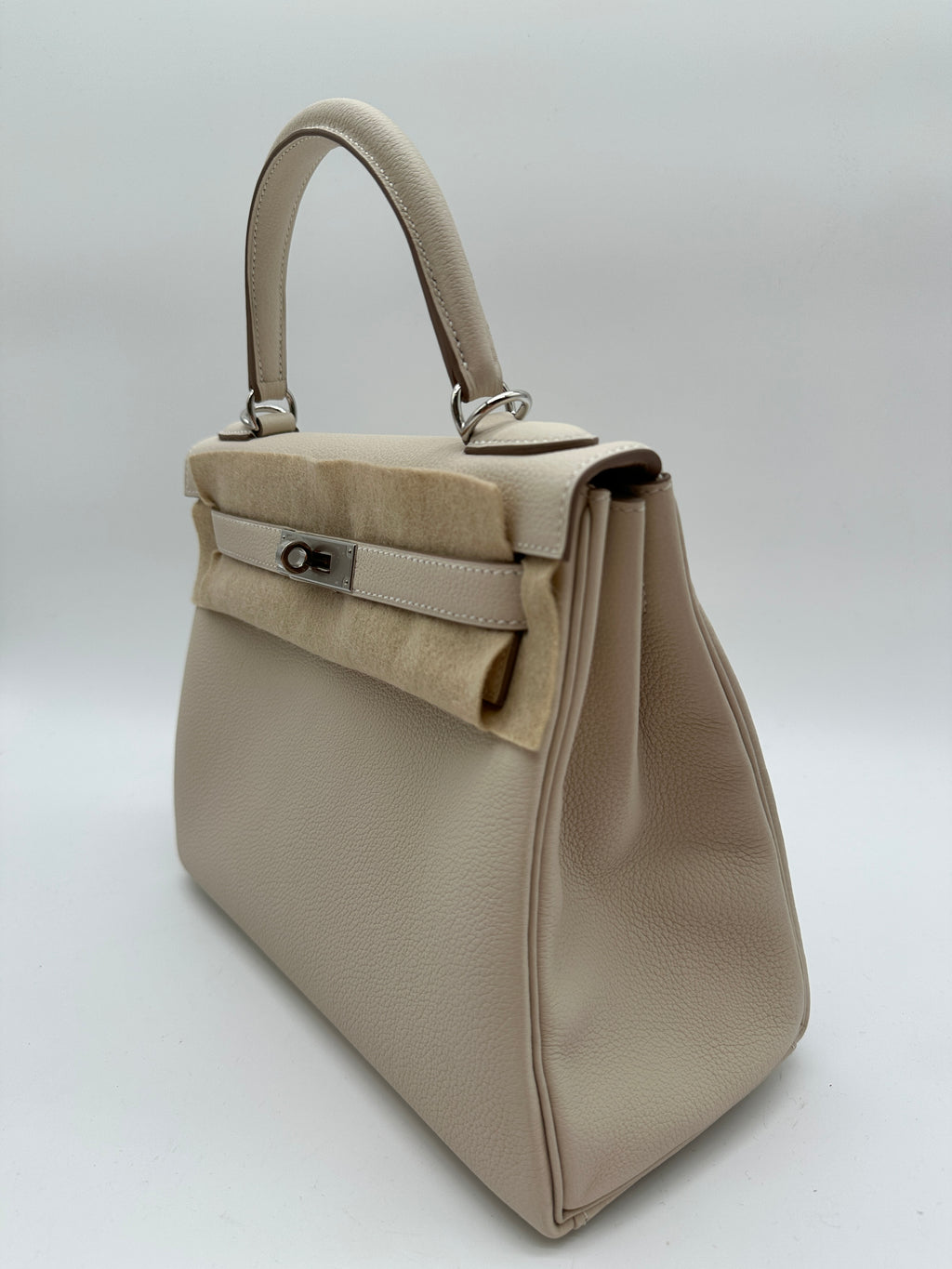 Hermès Kelly 28 Craie Togo PHW